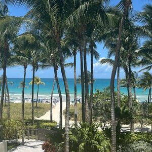 Meet your Posher, Be